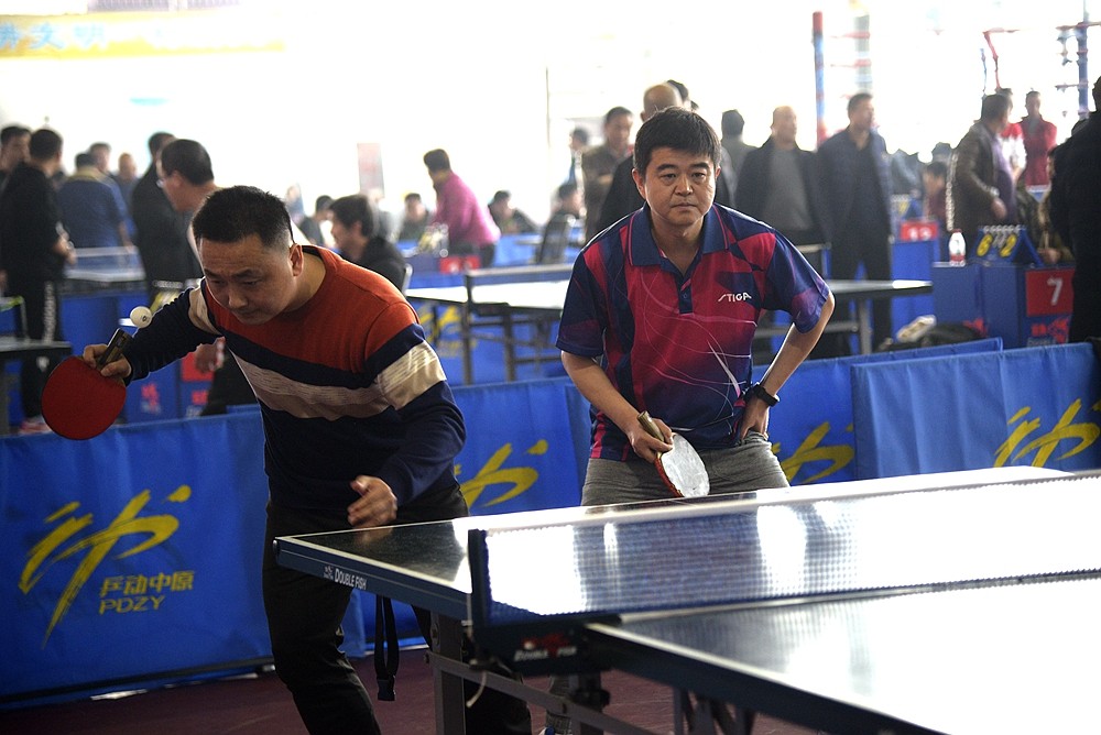 展和赞助提 展和赞助提